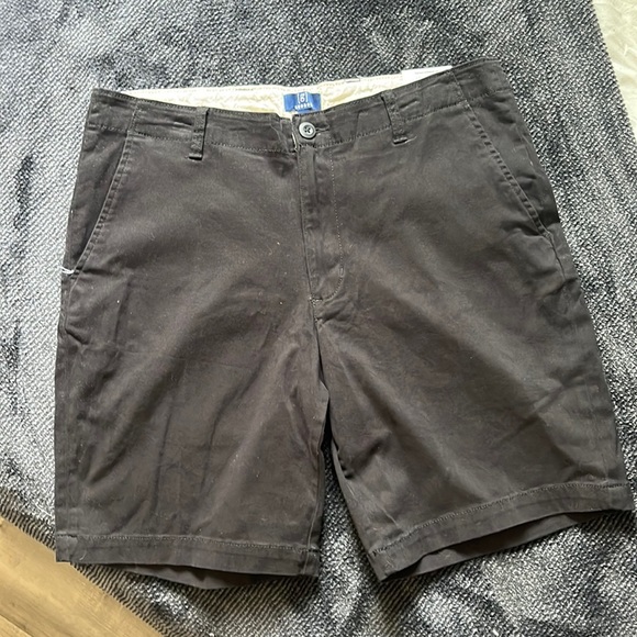 Black George shorts “above the knee”. Size 32 - Picture 1 of 2